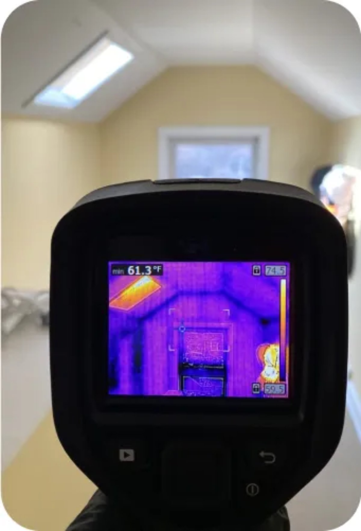 How to detect heat loss in a house
