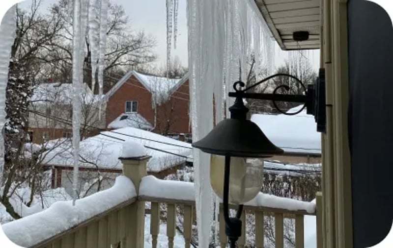 'Extreme Cold Conditions Cause Icicles to Form on Roofs